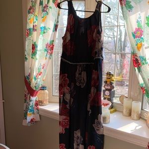 Special occasion dress with pockets!